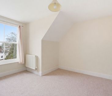 Available unfurnished from 24/04/2026 - Photo 3