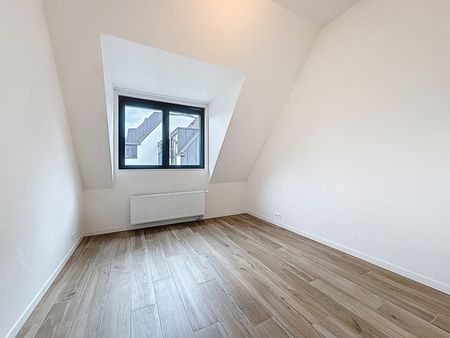 Appartement te huur in Etterbeek - Photo 2