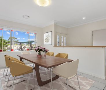 Single-Level 4 bed + Study + Pool + Modern Updates - Photo 4