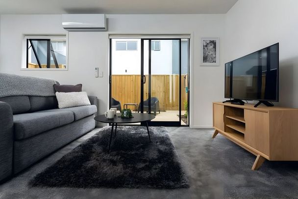 Fully Furnished and Central! - Photo 1