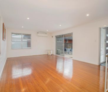 82 Rembrandt Drive - Photo 6