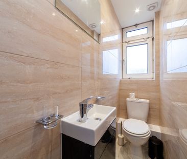 Room in a Shared Flat, Askill Drive, SW15 - Photo 4