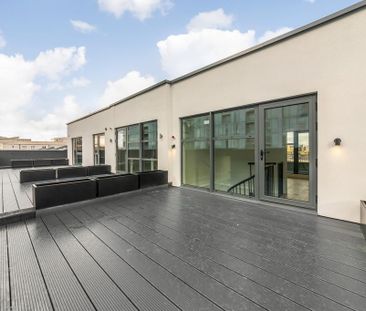 3 bedroom apartment to rent - Photo 4