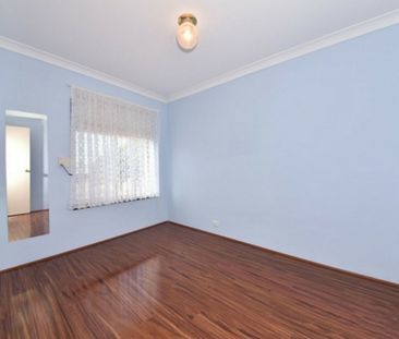 Charming Edgewater Rental at Unbeatable Price! - Photo 5