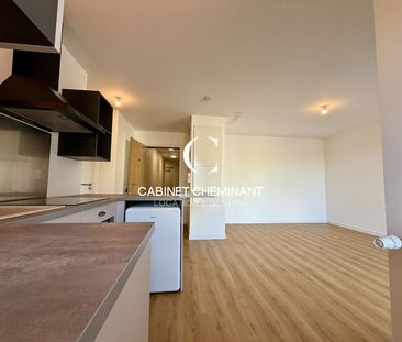 Location Appartement 2 pièces 45m² - Photo 3