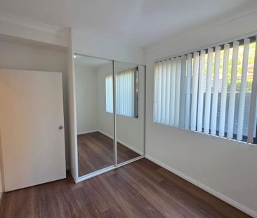 View Wednesday at 3.15pm - 3.30pm - Photo 4