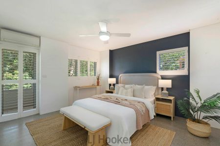 Light-Filled Apartment with Water Views & Premium Finishes - Photo 5