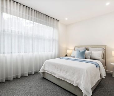 Luxury Living Steps from Keilor Road - Photo 6