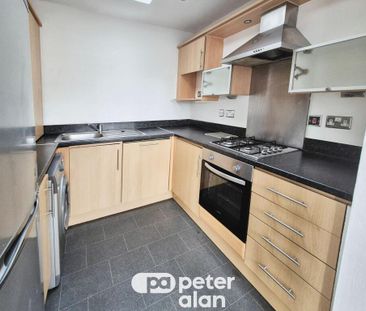 3 bedroom semi-detached house to rent - Photo 5