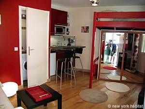 Logement à Paris, Location meublée - Photo 1