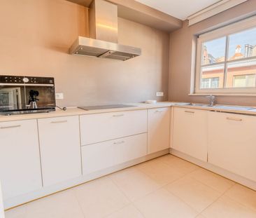 Magnifiek appartement met 2 slaapkamers gelegen in het centrum van Knokke. - Foto 1