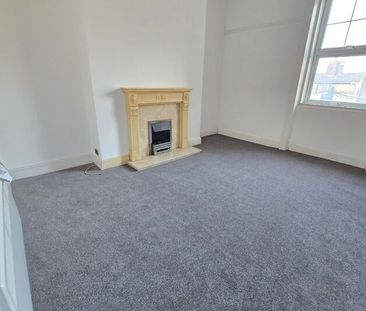 Albion Road, Scarborough - Photo 1