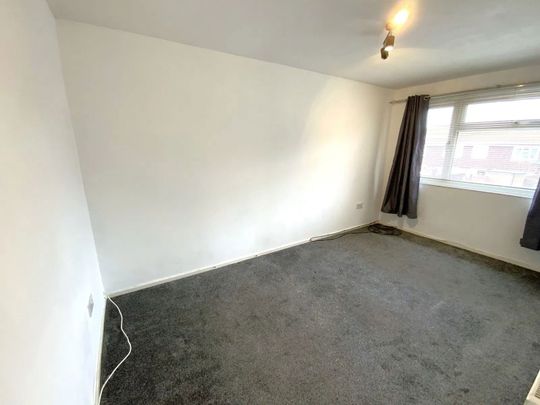 Bourne Walk, Rowley Regis, B65 8NR - Photo 1