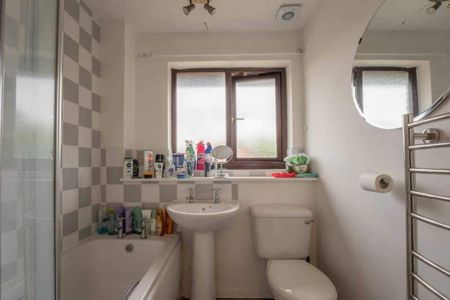 Staveley Court, Loughborough - Photo 5