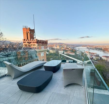 Kiadó felújított lakás - Budapest I. kerület - Photo 2