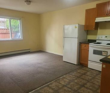 2 bedroom basement with full Washroom for rent - Photo 3