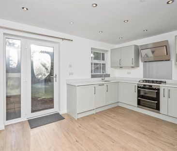 3 bed semi-detached house to rent in Chivington Close, Shirley, B90 - Photo 6
