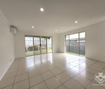 Spacious Family Home - Photo 1