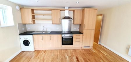 Churchill Way, CARDIFF - Photo 3