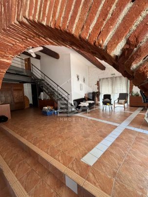 Salses-le-Château : Maison meublée à louer en pleine nature - Photo 1