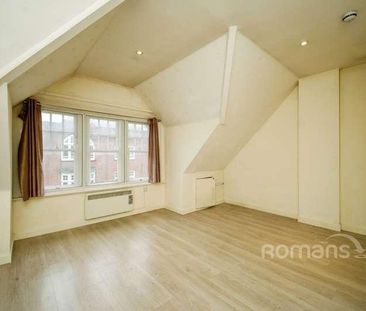 High Street, Camberley, GU15 - Photo 6