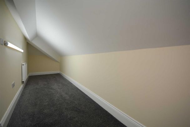 3 bed Apartment - Penthouse for Rent - Photo 1