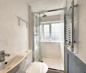 3 bedroom semi-detached house to rent - Photo 6