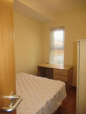 79 Carmel Street, Belfast, BT7 1QE - Photo 4