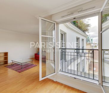 Location Appartement 1 pièce 31m² - Photo 2