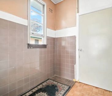 “GREAT LOCATION!!” - Photo 3