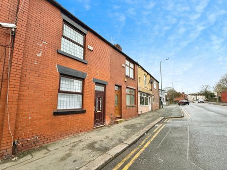 2 bedroom terraced house to rent - Photo 2