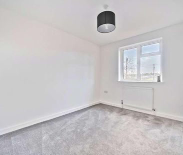 Red Lion Lane, Farnham, Surrey, GU9 - Photo 3