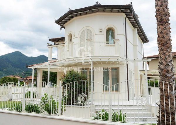 via san giuseppe, 285, Seravezza, Tuscany 55047