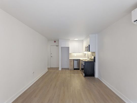 For Lease - 68 Fifteenth Street Unit# 14, Toronto, Ontario - Photo 1