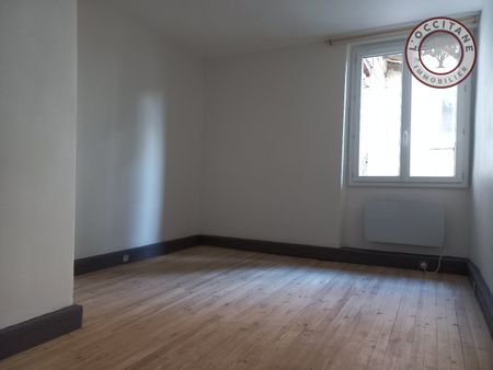Location Appartement 3 pièces 96m² L ISLE JOURDAIN 32600 - Photo 3