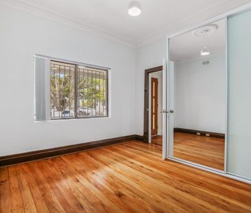 Versatile 3-Bedroom Home + Self-Contained Studio in Prime Rosebery ... - Photo 2