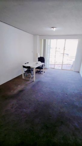 2 bed 2 bath - Photo 4