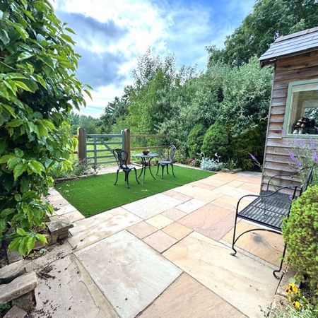 Harewood End, Hereford - Photo 3