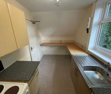 Studio to rent - Photo 2