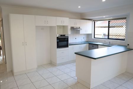 Beautiful Villa for Rent - Photo 2