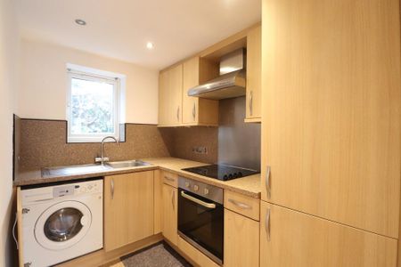 1 bedroom property to rent - Photo 2