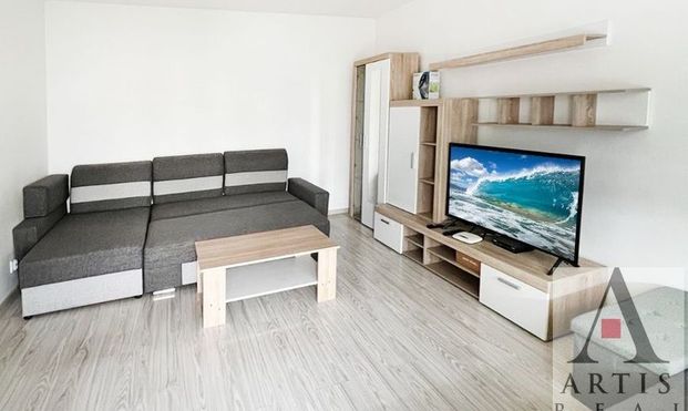 Ponúkame na prenájom 1 izbový byt s loggiou na Partizánskej ul. - Fotografia 1
