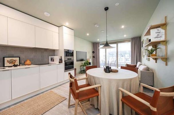 Coppermaker Square, Stratford, E20 - Photo 1