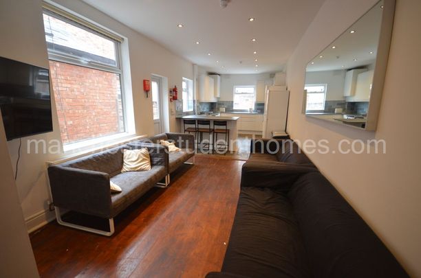 Ladybarn Lane, Manchester, M14 6NG - Photo 1