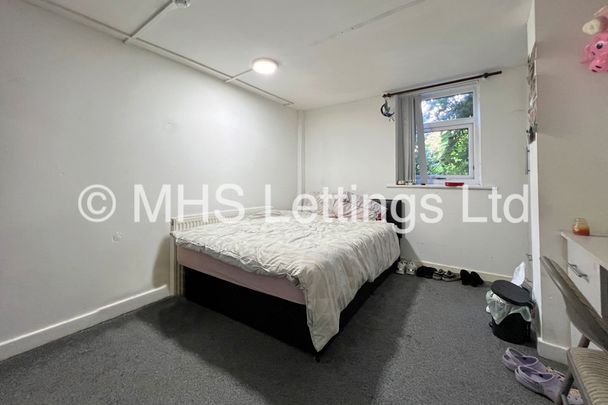 Basement Flat, 12 Regent Park Avenue, Leeds, LS6 2AU - Photo 1