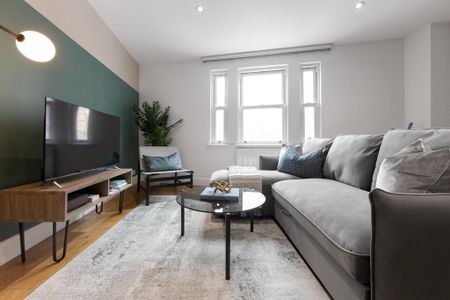 1 bedroom serviced apartment to rent - Photo 4