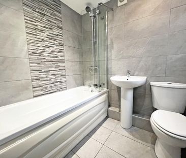 2 bedroom semi-detached house to rent - Photo 4