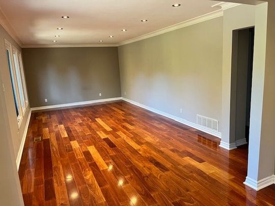 For Lease - 229 Church Street, Markham, Ontario - Photo 1