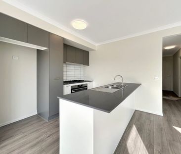 Brand New! - Photo 6