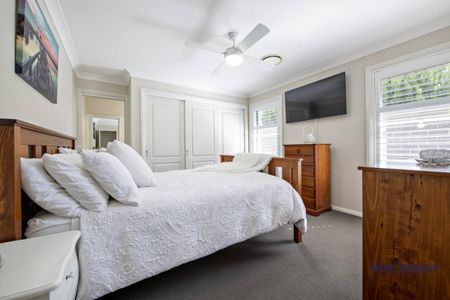 Contemporary Three-Bedroom Home Opposite Orana Mall - Photo 5